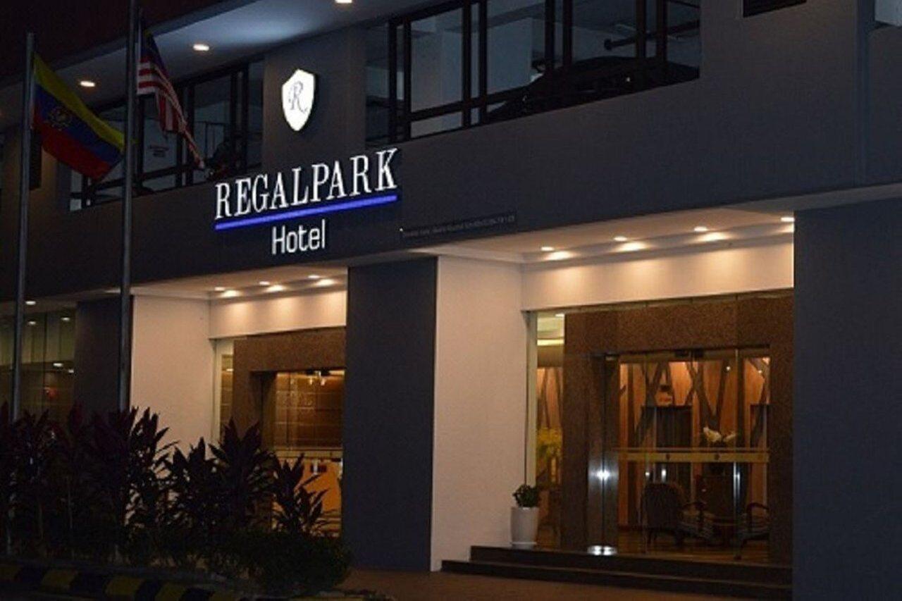 Regalpark Hotel Kuala Lumpur Esterno foto