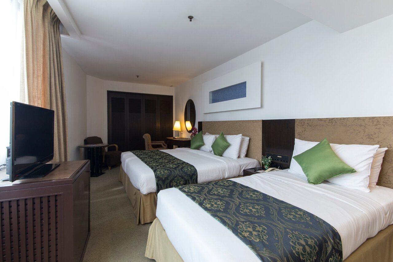 Regalpark Hotel Kuala Lumpur Esterno foto