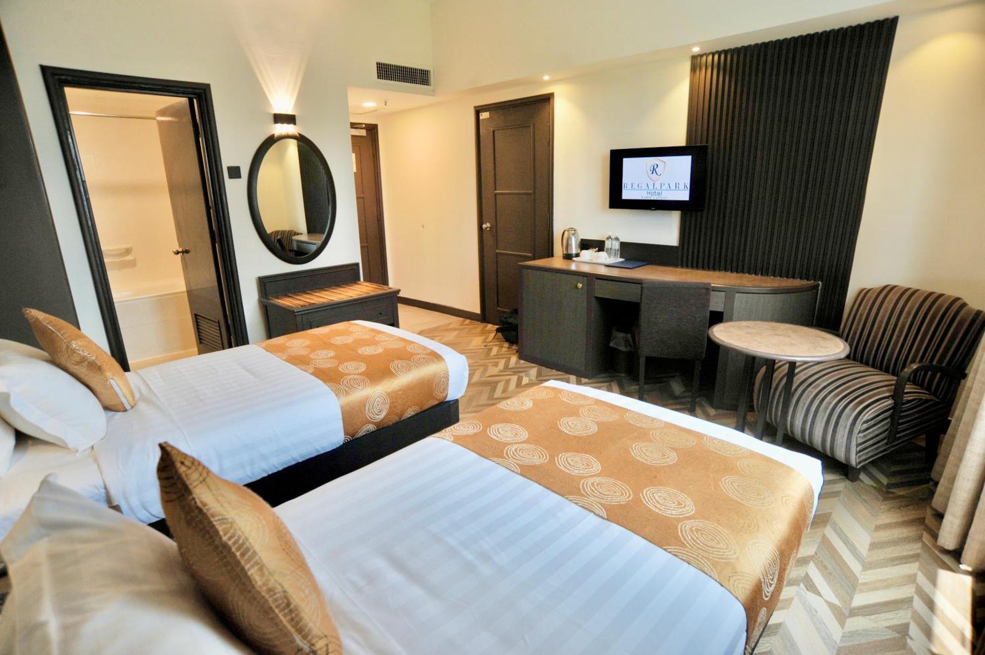 Regalpark Hotel Kuala Lumpur Esterno foto