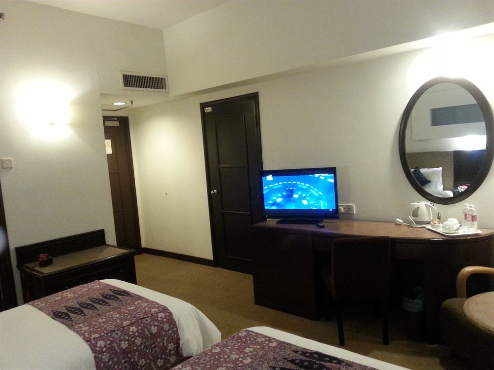Regalpark Hotel Kuala Lumpur Esterno foto