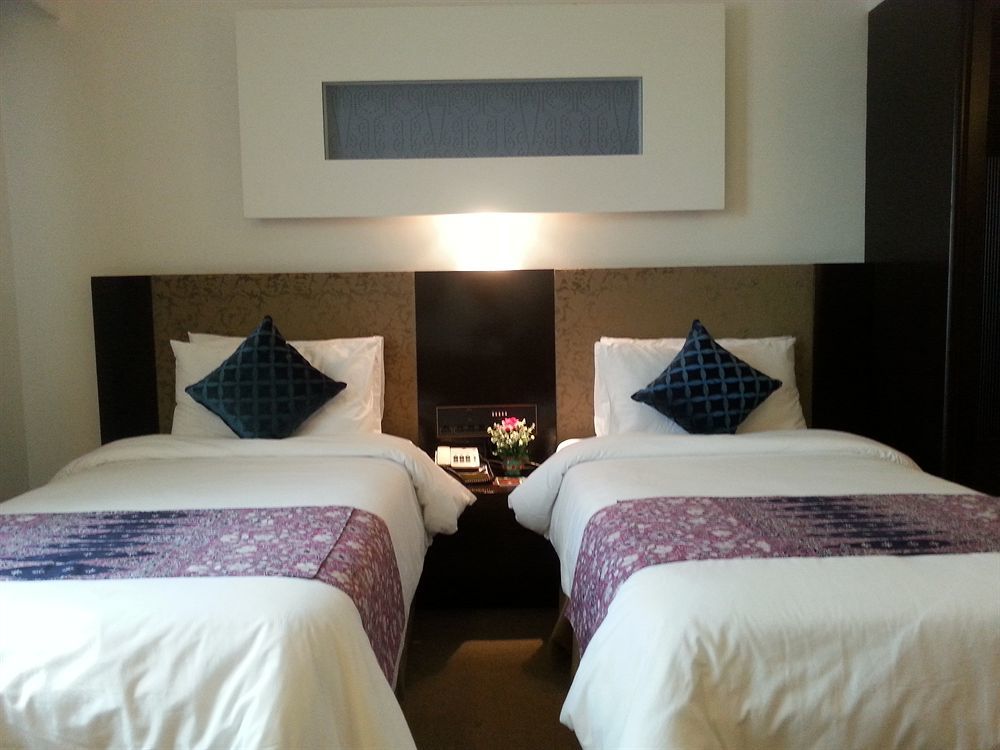 Regalpark Hotel Kuala Lumpur Esterno foto
