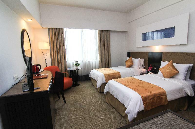 Regalpark Hotel Kuala Lumpur Esterno foto