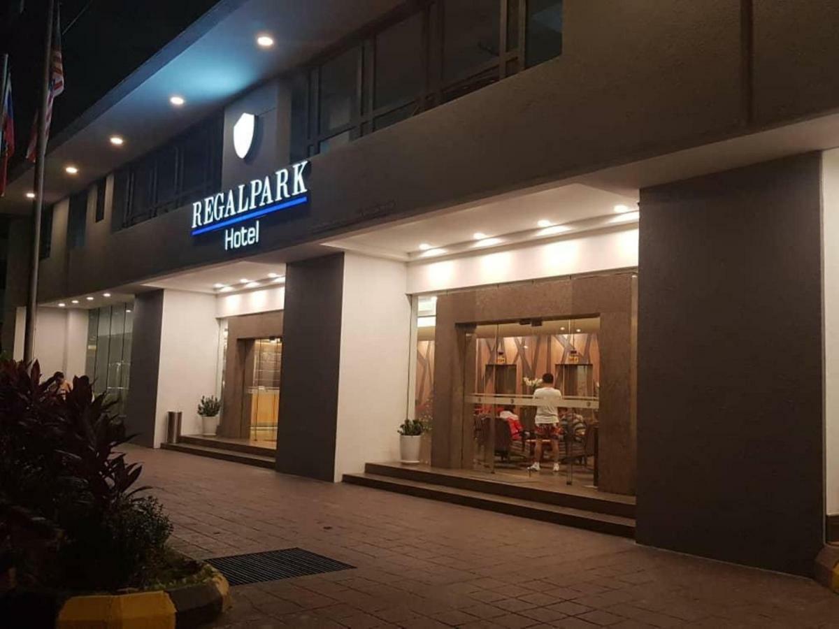 Regalpark Hotel Kuala Lumpur Esterno foto